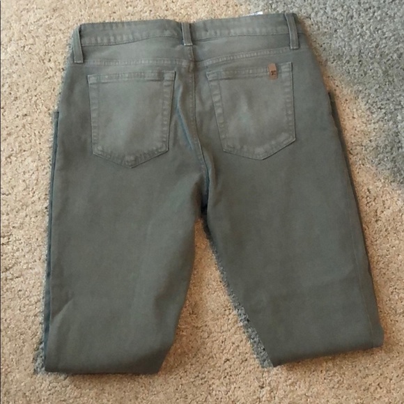 Joe brand distressed skinny sz 28 olive - Picture 4 of 4